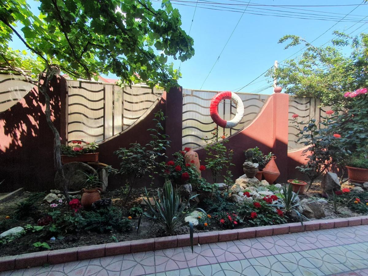 Casa Ultraviolet Hotel Navodari Exterior photo