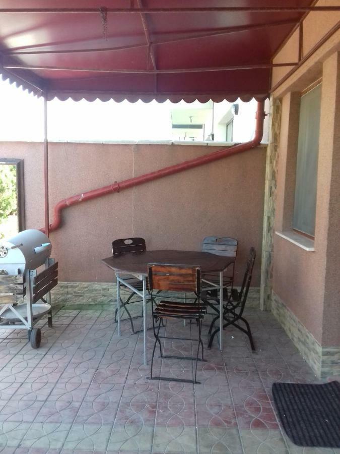 Casa Ultraviolet Hotel Navodari Exterior photo
